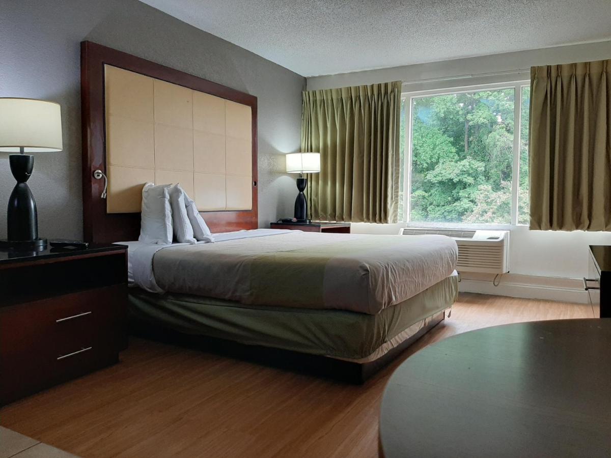 Econo Lodge Airport Near Billy Graham Parkway 夏洛特 外观 照片