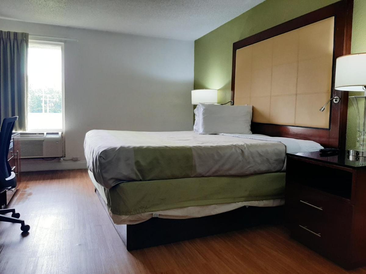 Econo Lodge Airport Near Billy Graham Parkway 夏洛特 外观 照片