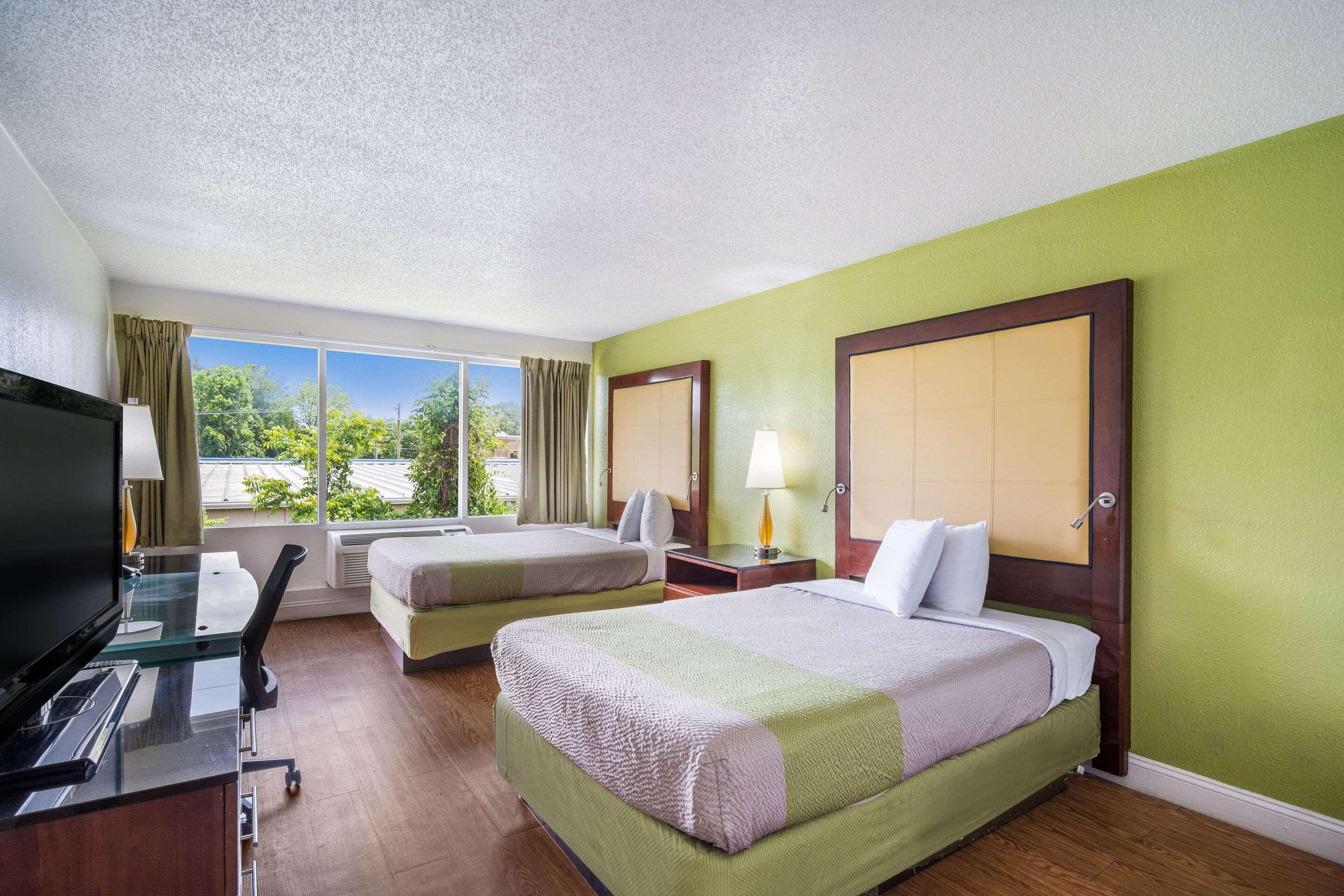 Econo Lodge Airport Near Billy Graham Parkway 夏洛特 外观 照片