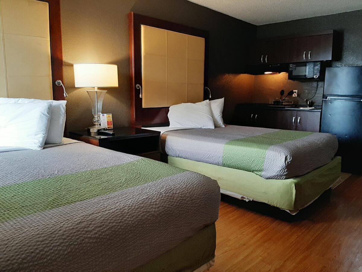 Econo Lodge Airport Near Billy Graham Parkway 夏洛特 外观 照片