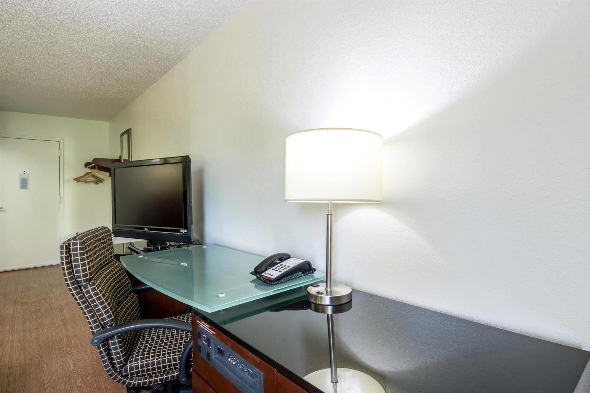 Econo Lodge Airport Near Billy Graham Parkway 夏洛特 外观 照片