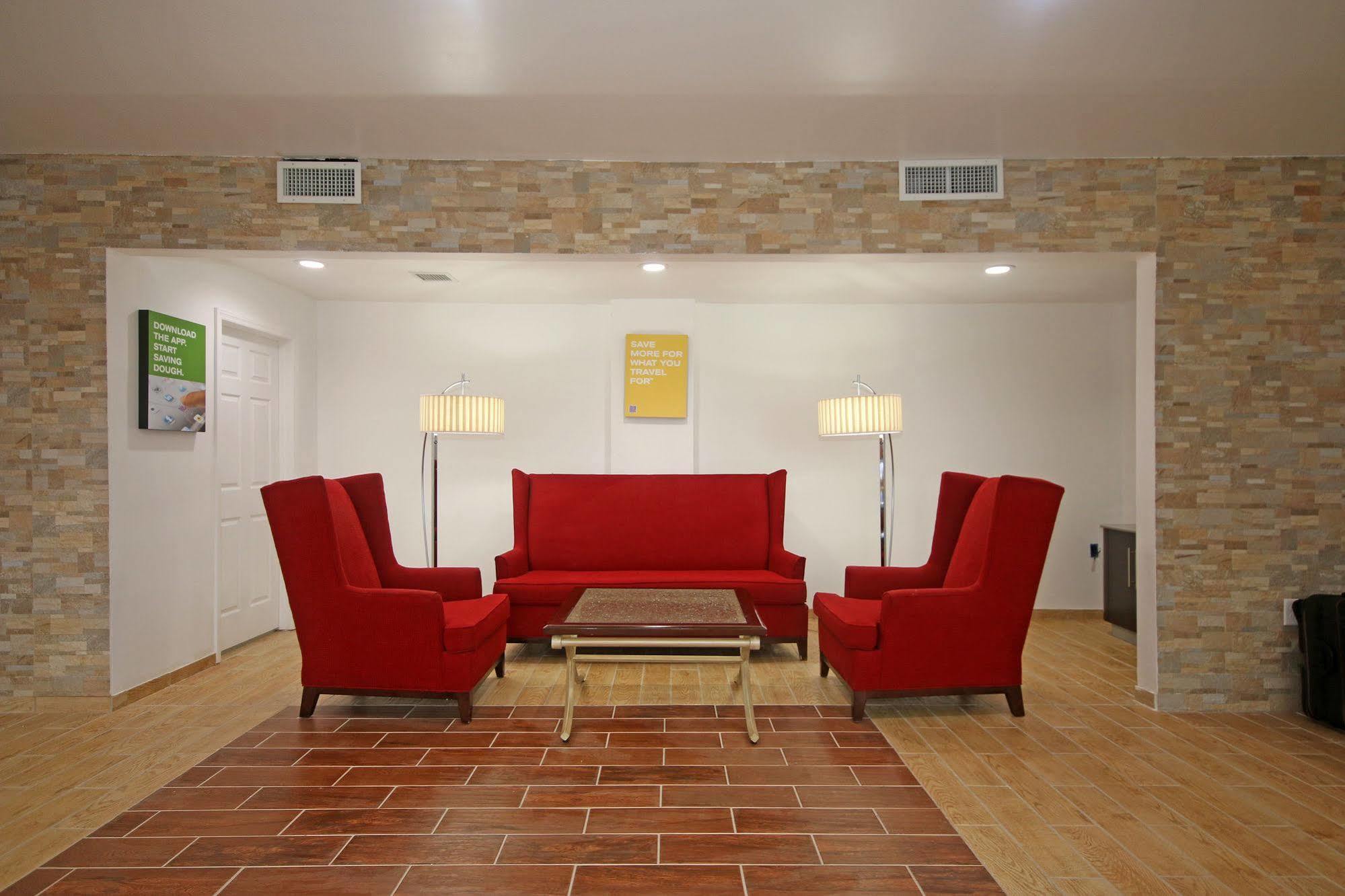 Econo Lodge Airport Near Billy Graham Parkway 夏洛特 外观 照片