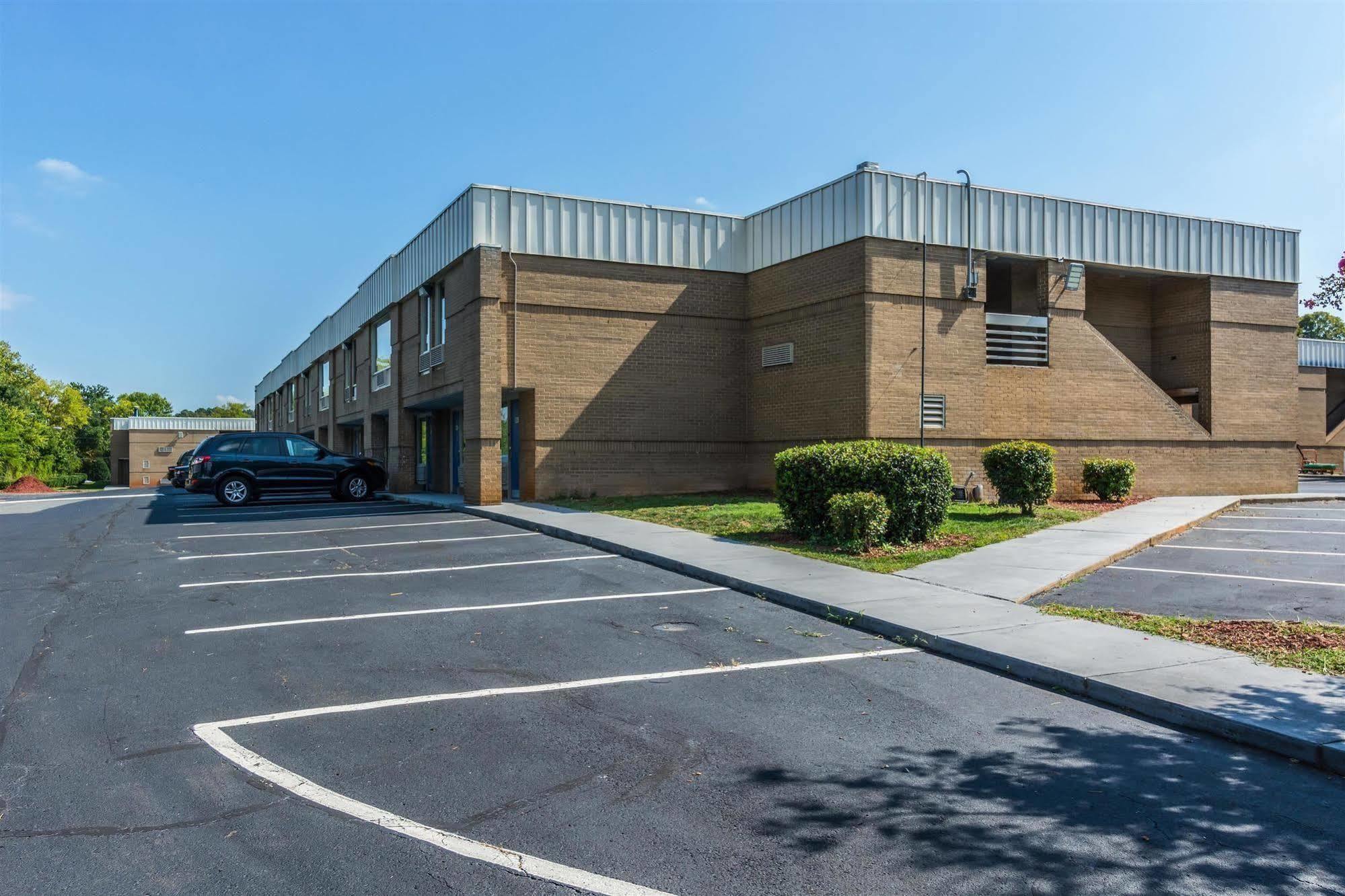 Econo Lodge Airport Near Billy Graham Parkway 夏洛特 外观 照片